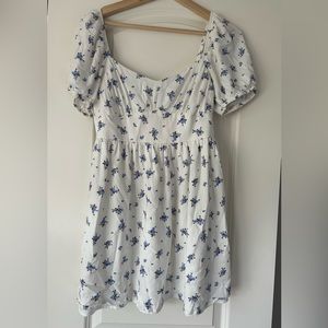 NWOT Forever 21 Summer Floral Dress